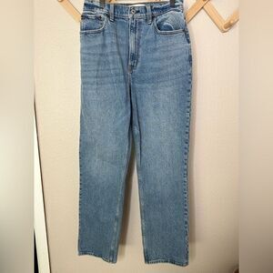 Abercrombie and Fitch 90’s Straight Ultra Hise Rise Jean Sz 28 / 6